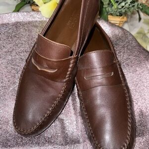 Gucci Men's Brown Leather Loafers